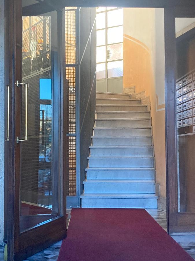 밀라노 City House Viale Murillo 아파트 외부 사진